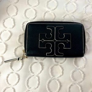 Tory Burch Leather Zip Wallet